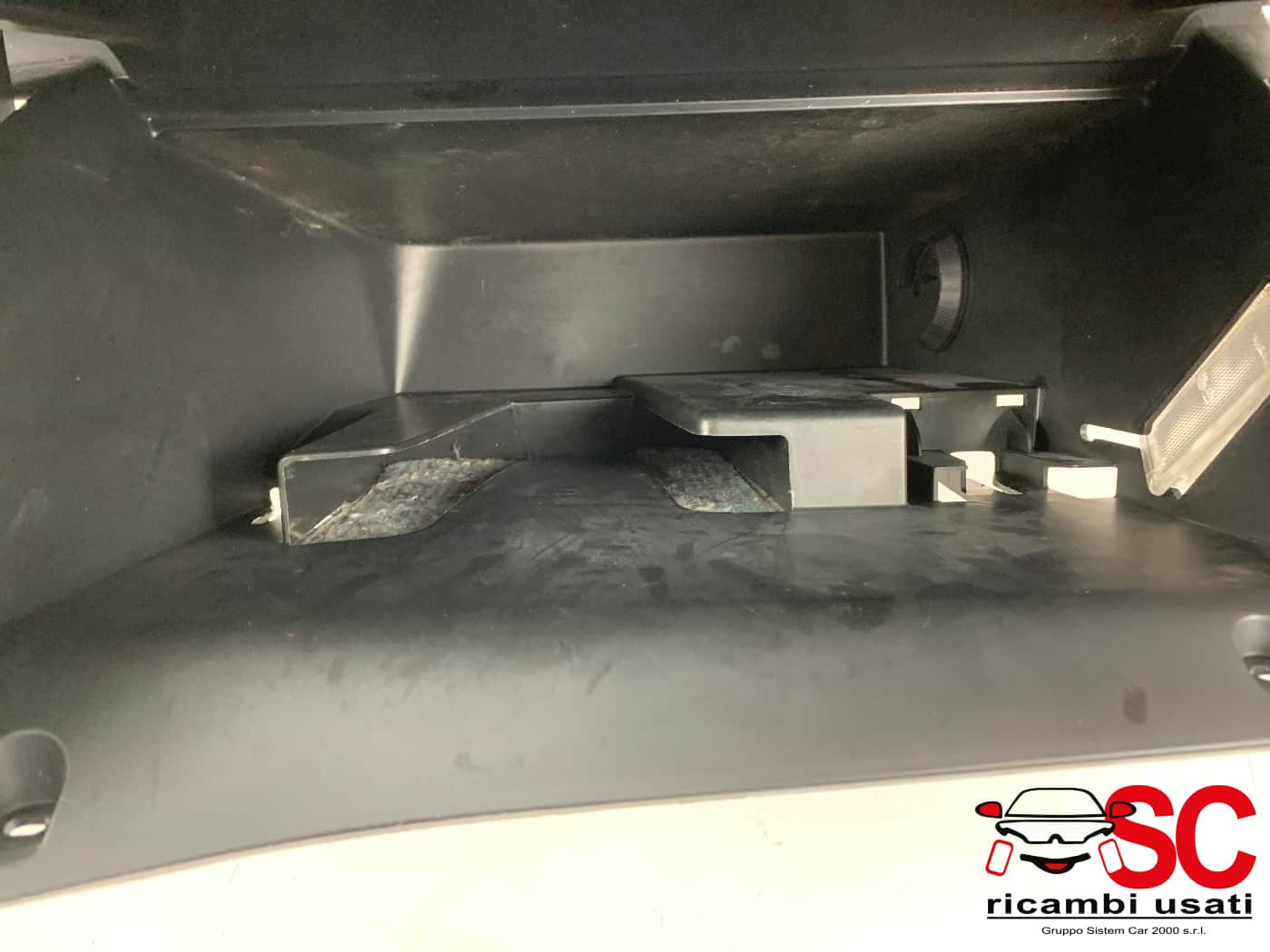 VANO PORTAOGGETTI PEUGEOT 308 2° Serie 9677995177 (13>)