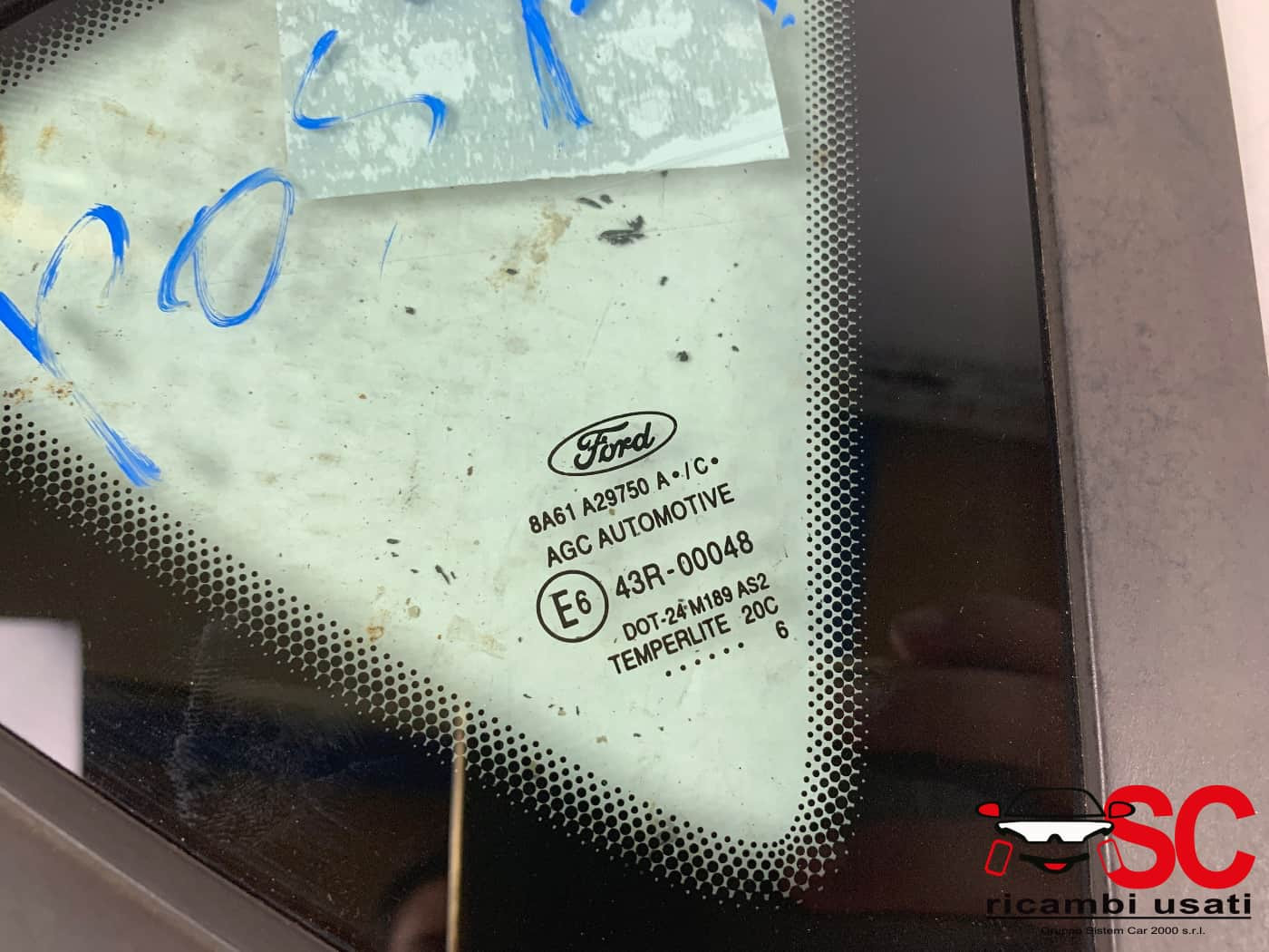 VETRO FISSO POSTERIORE DX FORD Fiesta 6° Serie 8A61A29750A (08>17)