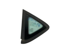 VETRO FISSO POSTERIORE SX FORD Fiesta 6° Serie 8A61A29751A (08>17)