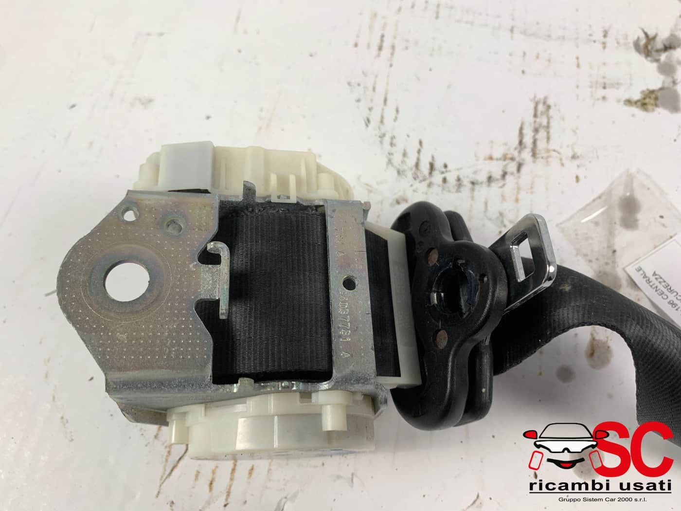 CINTURA DI SICUREZZA POSTERIORE SX FORD Fiesta 6° Serie 8V51A611B69AJ (08>17)