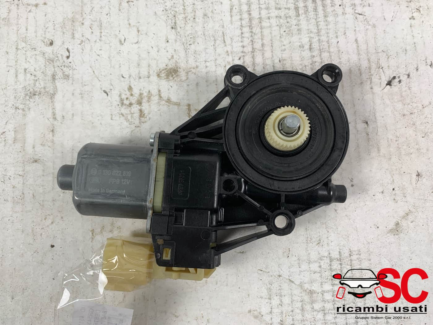 MOTORINO ALZAVETRO ANTERIORE DESTRA FORD Fiesta 6° Serie 8A6114553B (08>17)