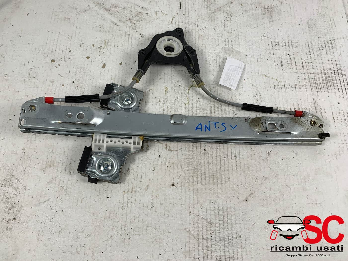 MECCANISMO ALZAVETRO ANT. SX FORD Fiesta 6° Serie 8A51A23200 (08>17)