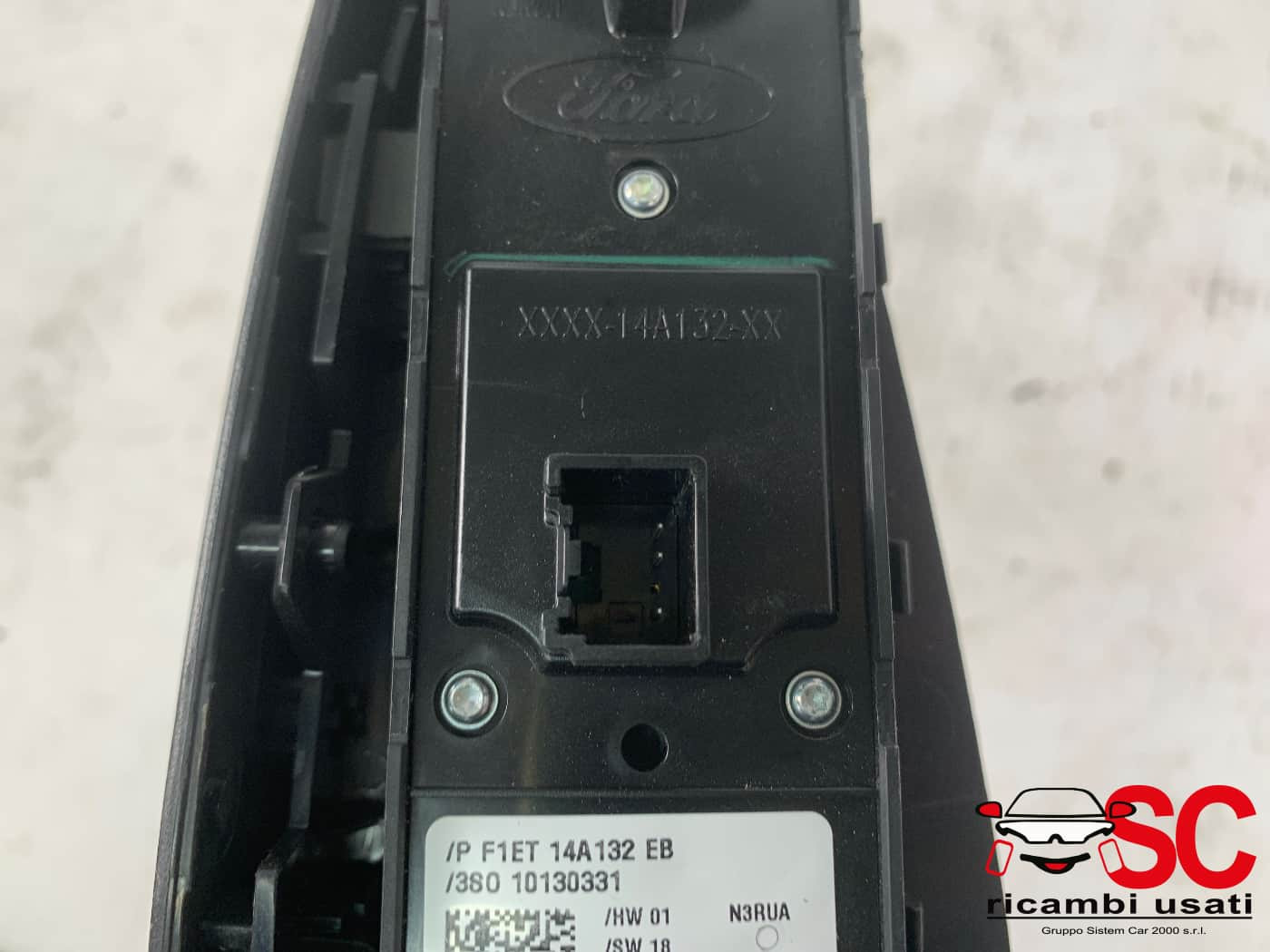PULSANTIERA ANTERIORE SINISTRA FORD Fiesta 6° Serie F1ET14A132EB (08>17)
