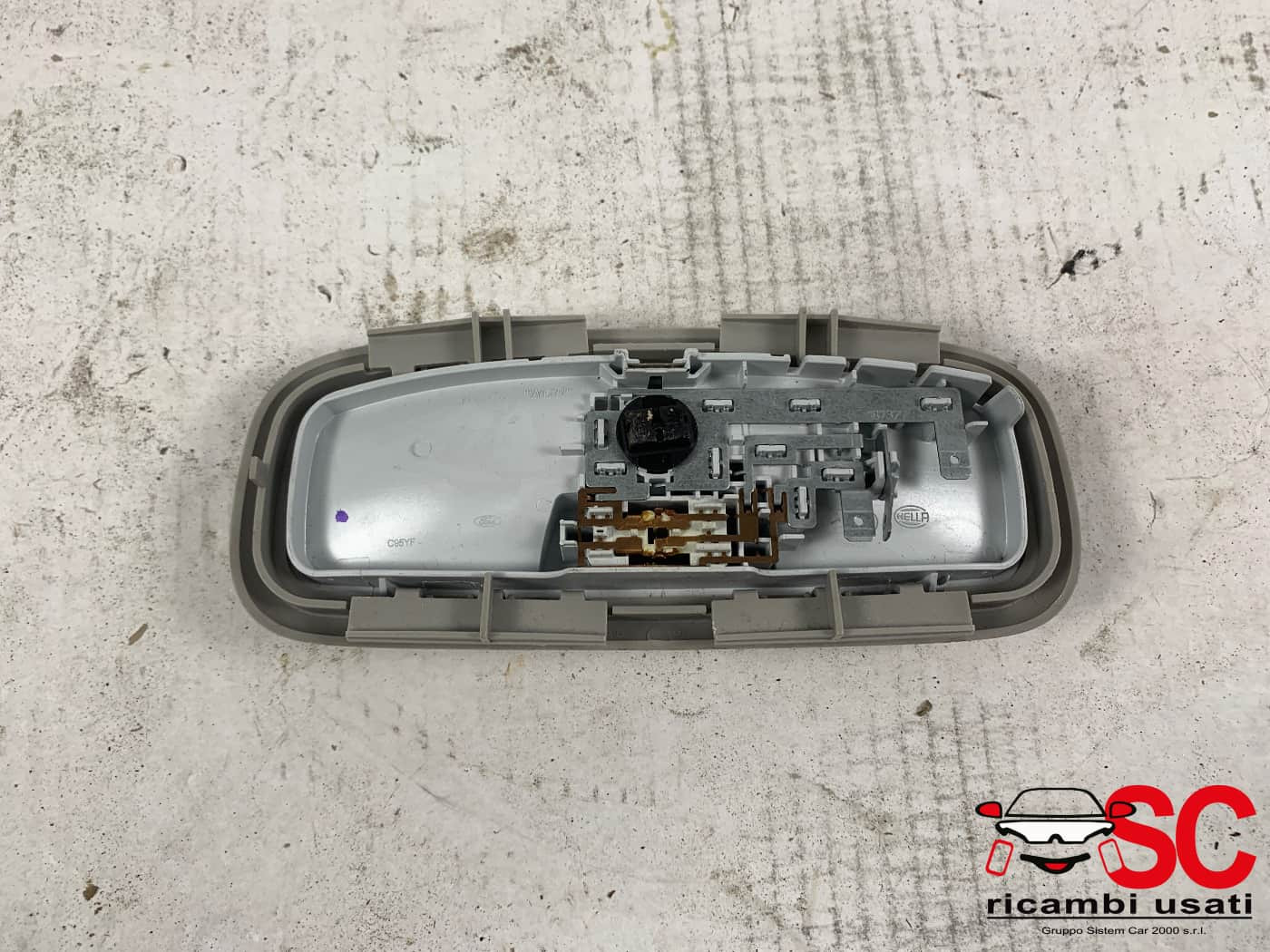 PLAFONIERA FORD Fiesta 6° Serie 8A6A13776EA (08>17)
