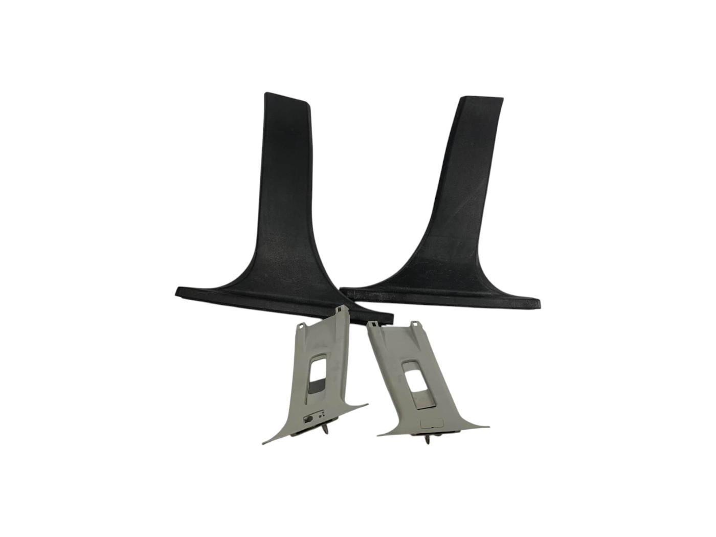 RIVESTIMENTO MONTANTE CENTRALE FORD Fiesta 6° Serie D1BBA24583A (08>17)