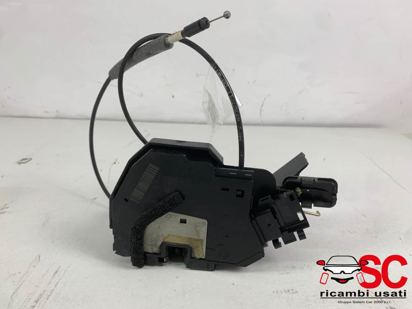 SERRATURA ANTERIORE SINISTRA RENAULT Trafic Serie 805039405R (14>)