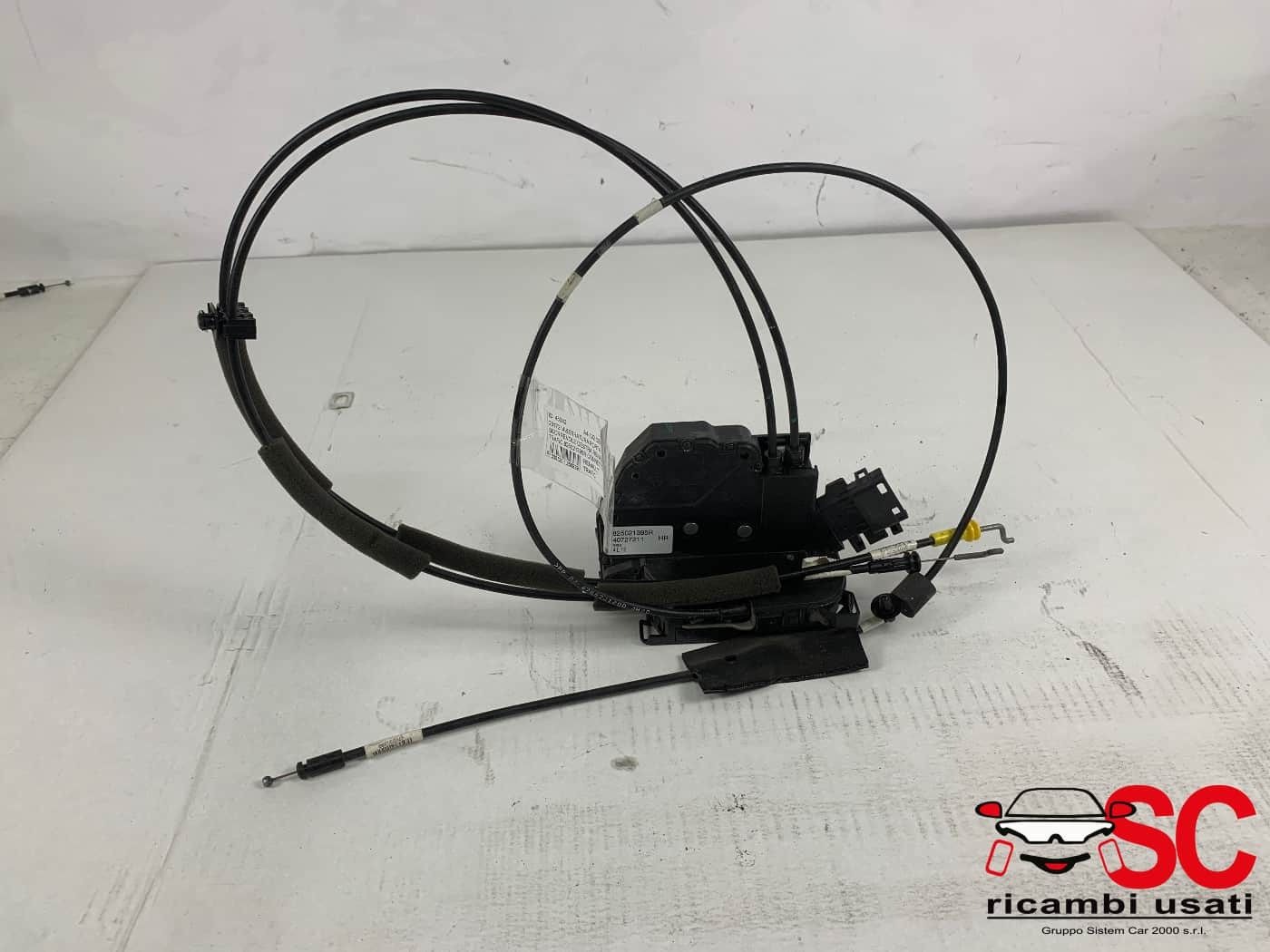SERRATURA PORTA SCORREVOLE DX RENAULT Trafic Serie 825021395R (14>)