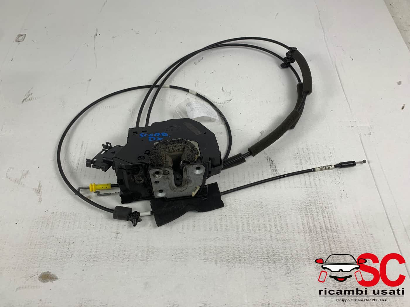 SERRATURA PORTA SCORREVOLE DX RENAULT Trafic Serie 825021395R (14>)