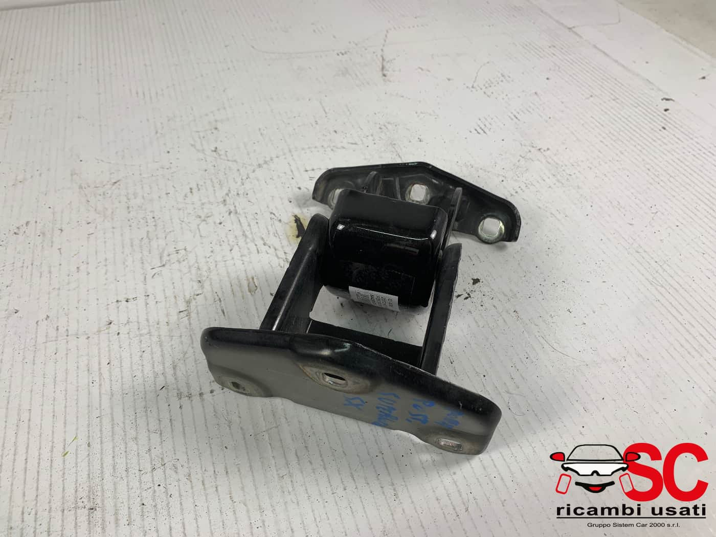 844009562R CERNIERA TIRANTE PORTIERA RENAULT Trafic Serie diesel