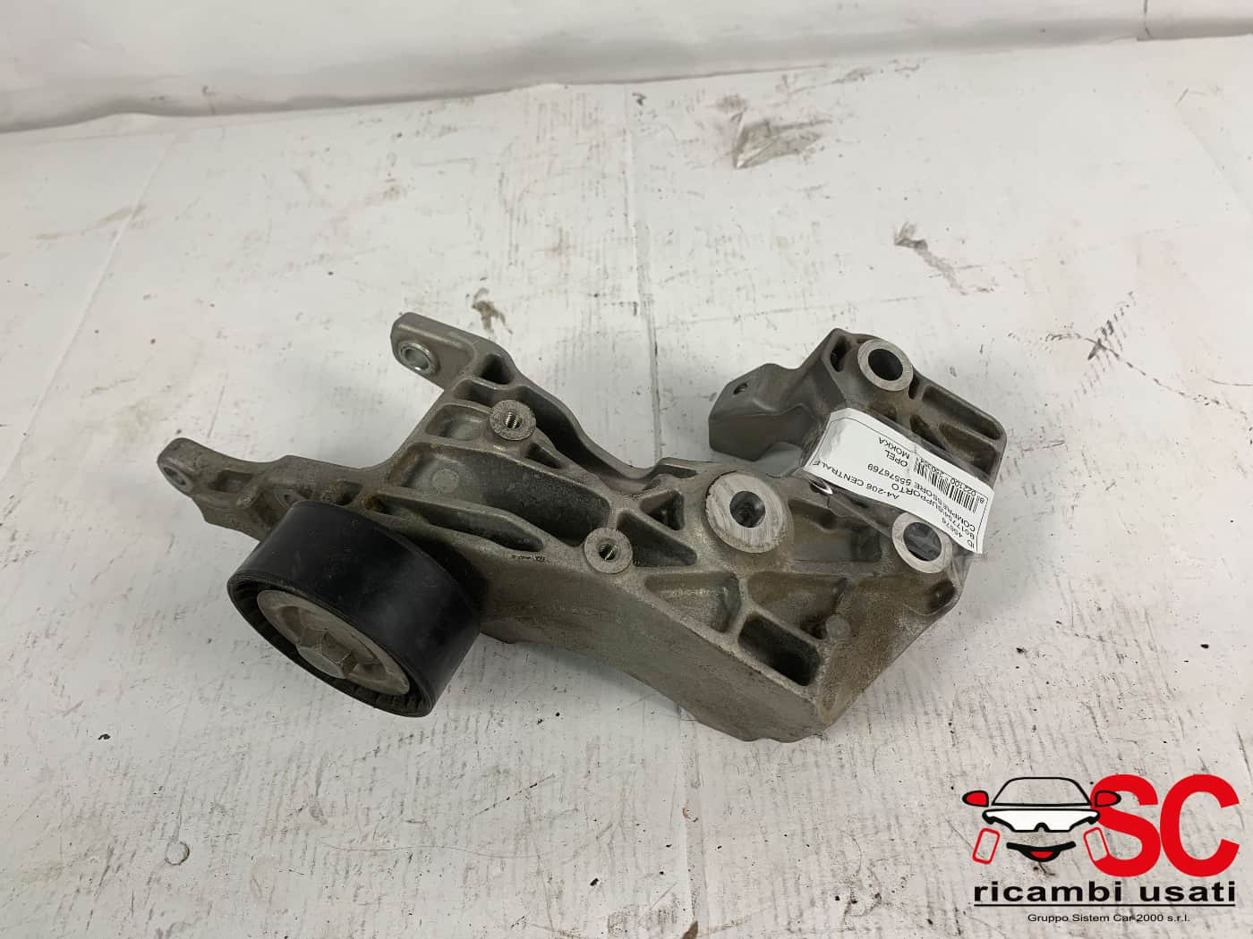 55576769 STAFFA SUPPORTO COMPRESSORE OPEL Mokka 1° Serie diesel