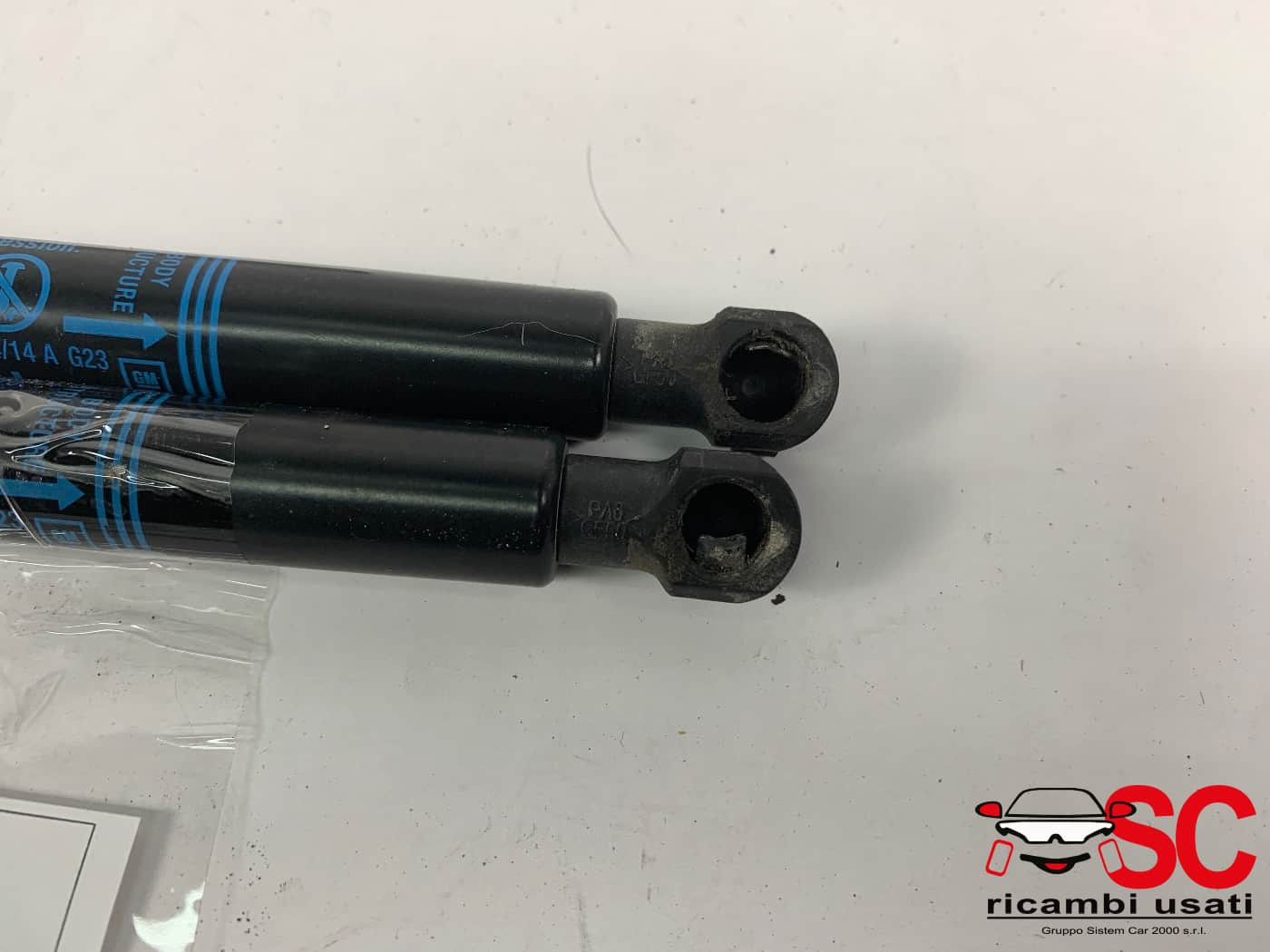 PISTONCINI COFANO POST. OPEL Mokka 1° Serie 95095593 (12>)