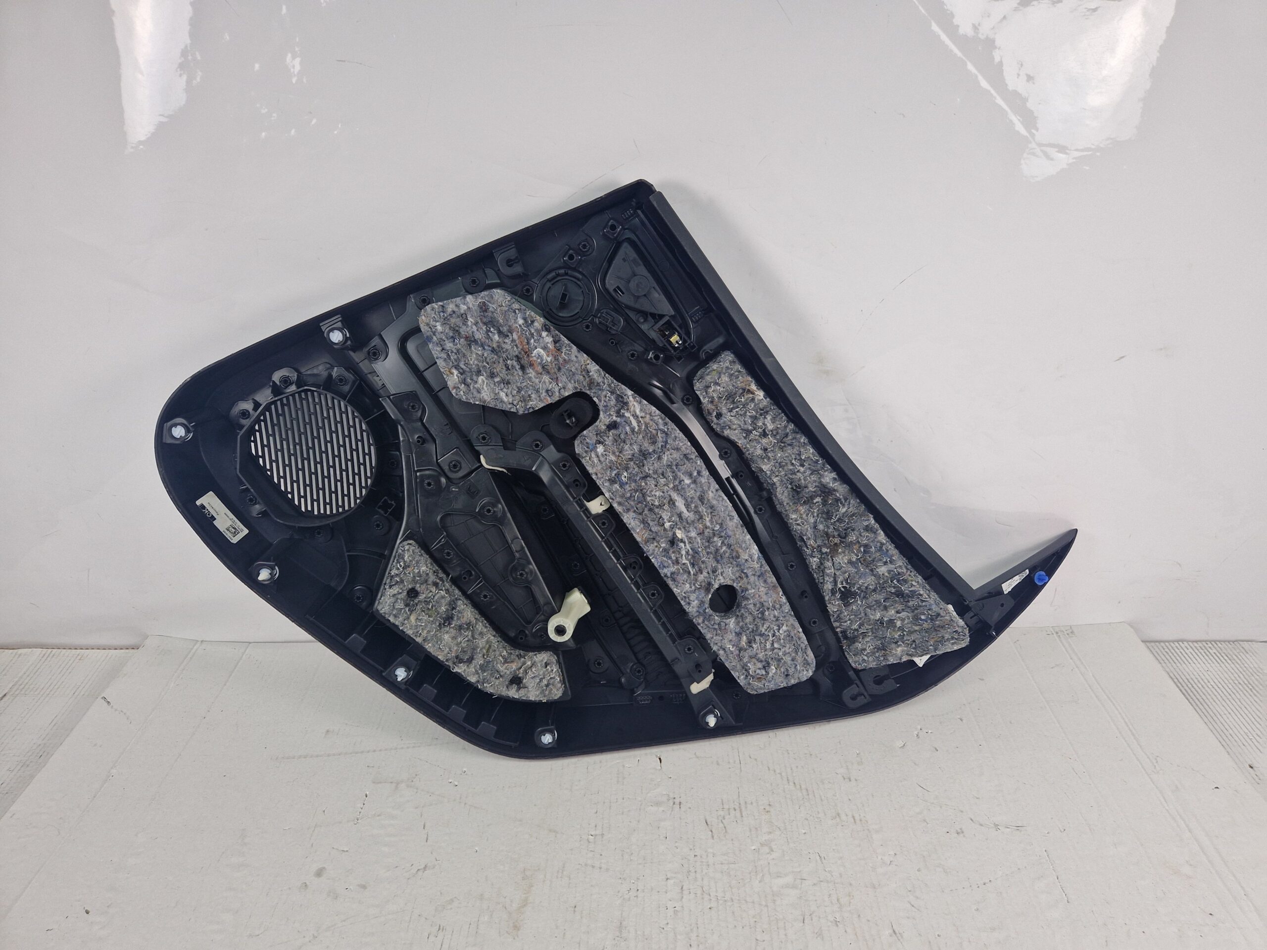 PANNELLO POSTERIORE SINISTRO RENAULT CLIO Serie V 829A11818R H4M C6 (19>)