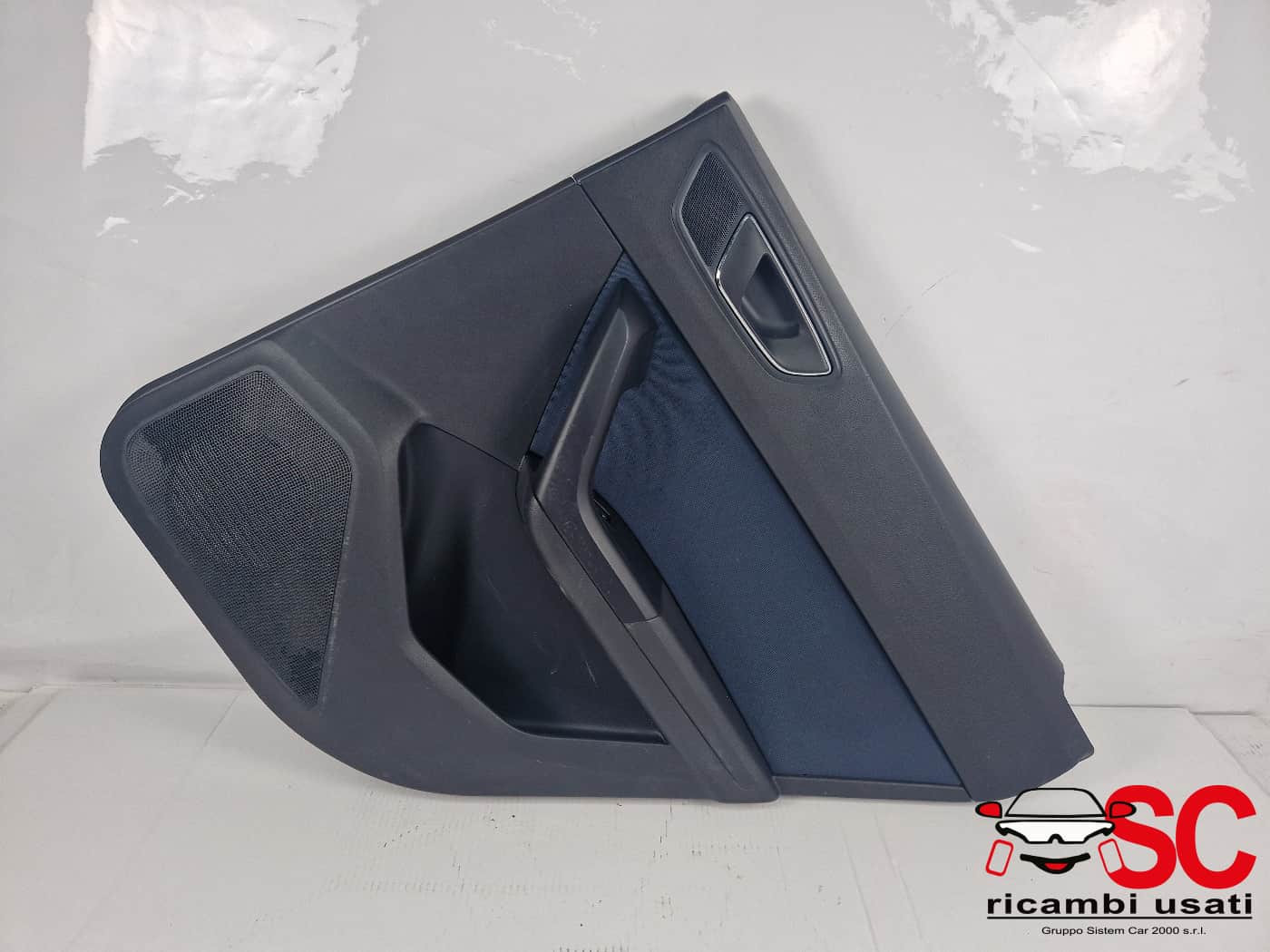PANNELLO INTERNO PORTIERA POST DX SEAT Ateca Serie 575867024B (16>)