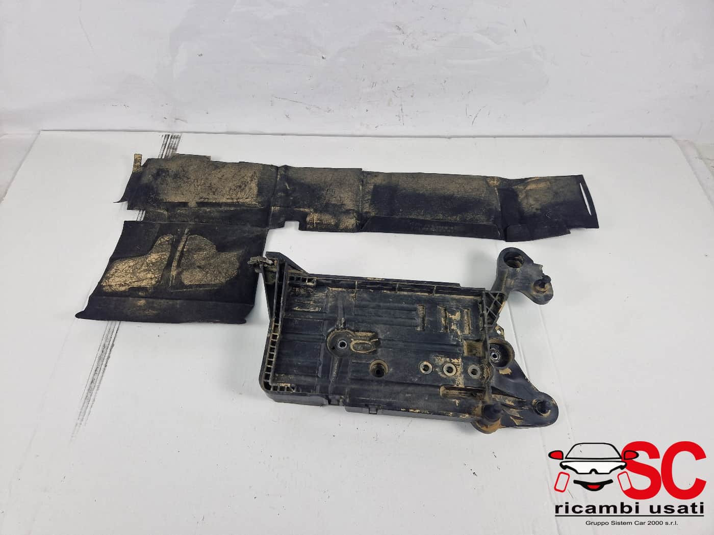 5Q0915331K ALLOGGIO BATTERIA SEAT Ateca Serie diesel
