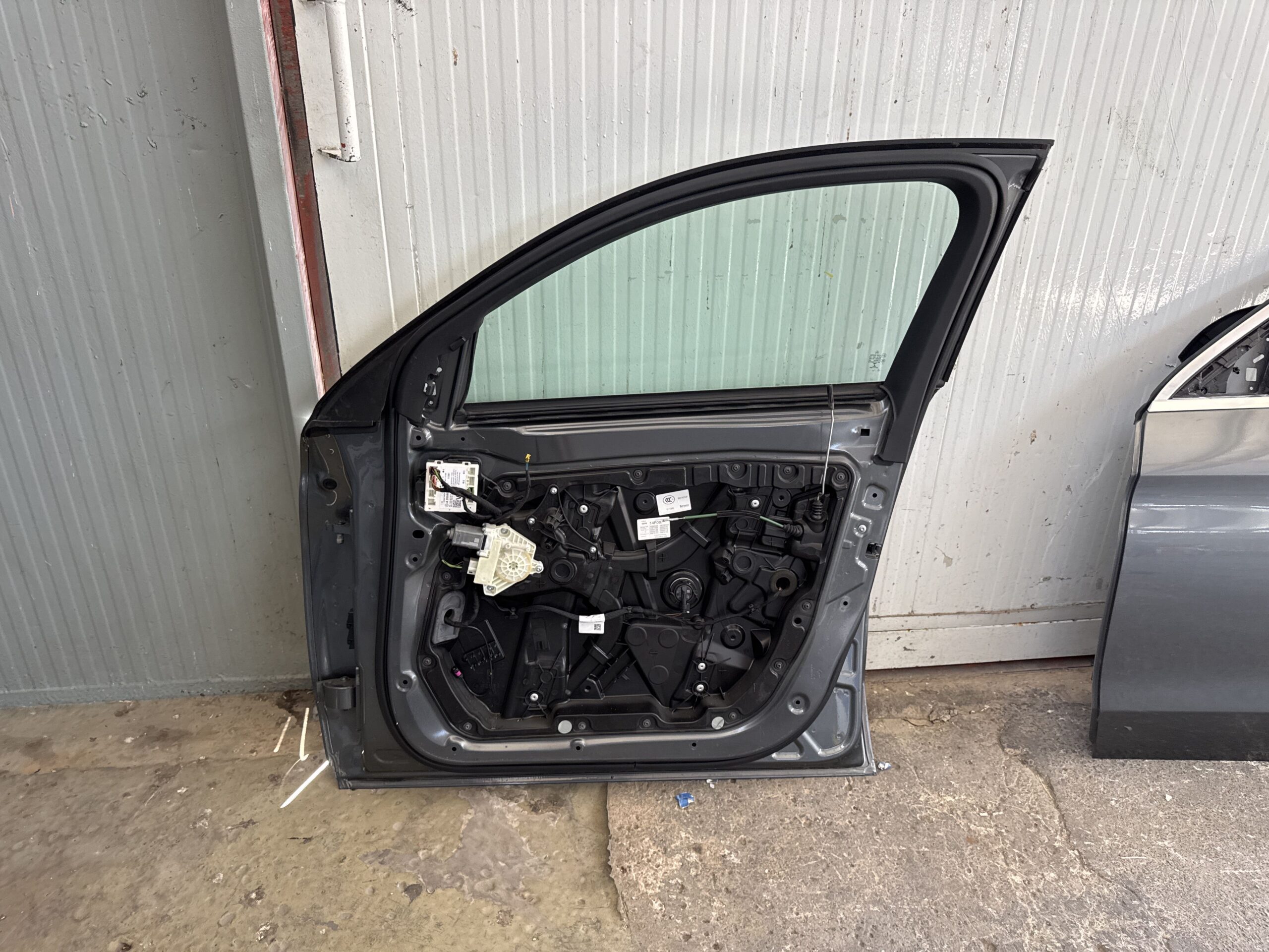 PORTIERA ANTERIORE DESTRA MERCEDES GLC Serie (W253) (15>)