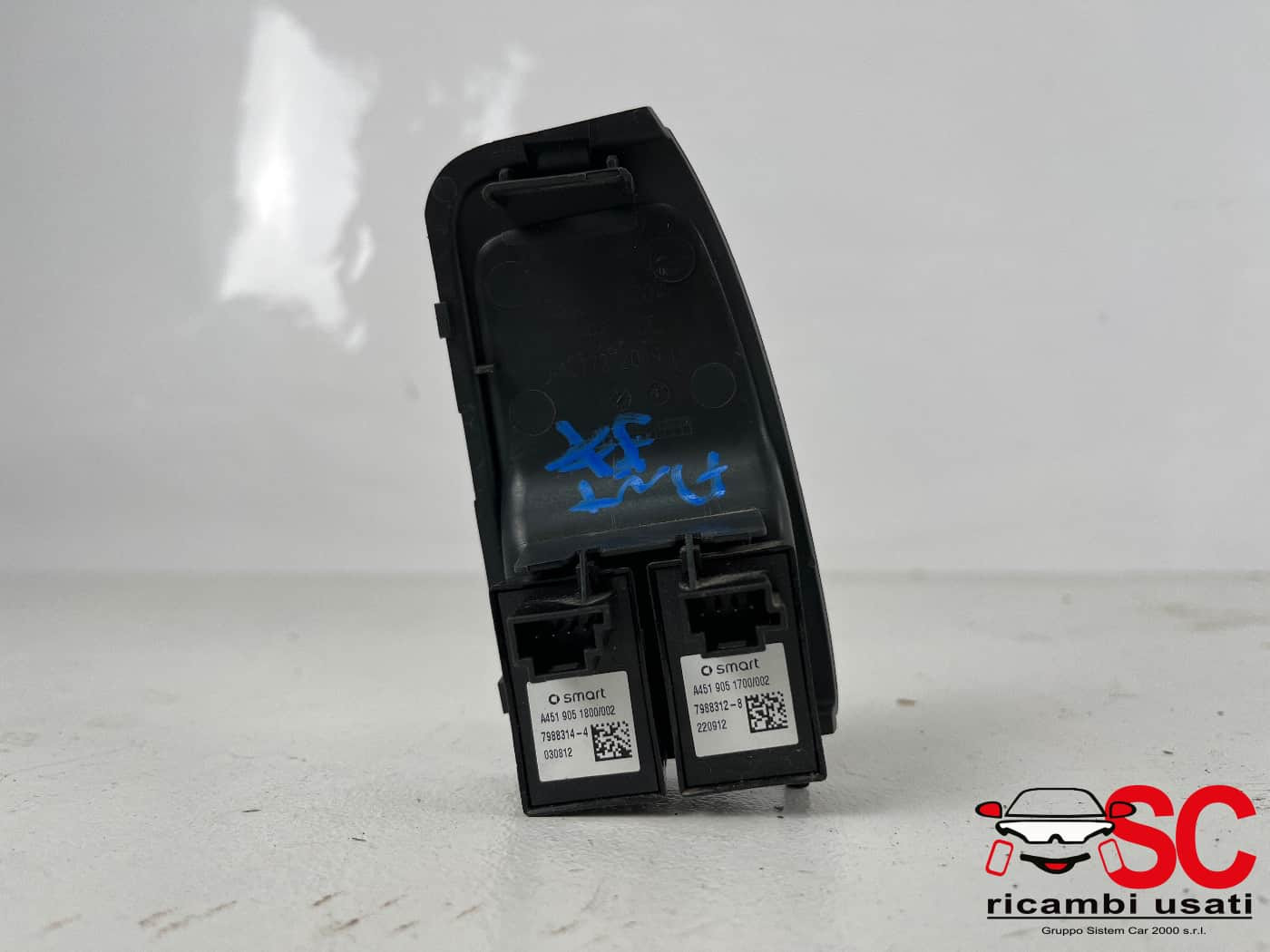 PULSANTIERA ANTERIORE SINISTRA SMART Fortwo Coupé (W451) A4519051800 (07>15)