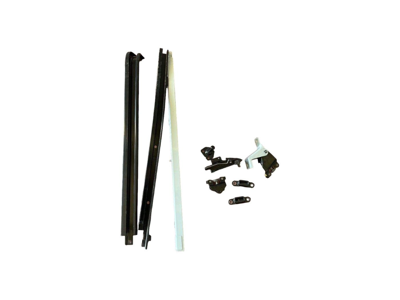 745906706R GUIDA PORTA SCORREVOLE DESTRA RENAULT Express Serie diesel