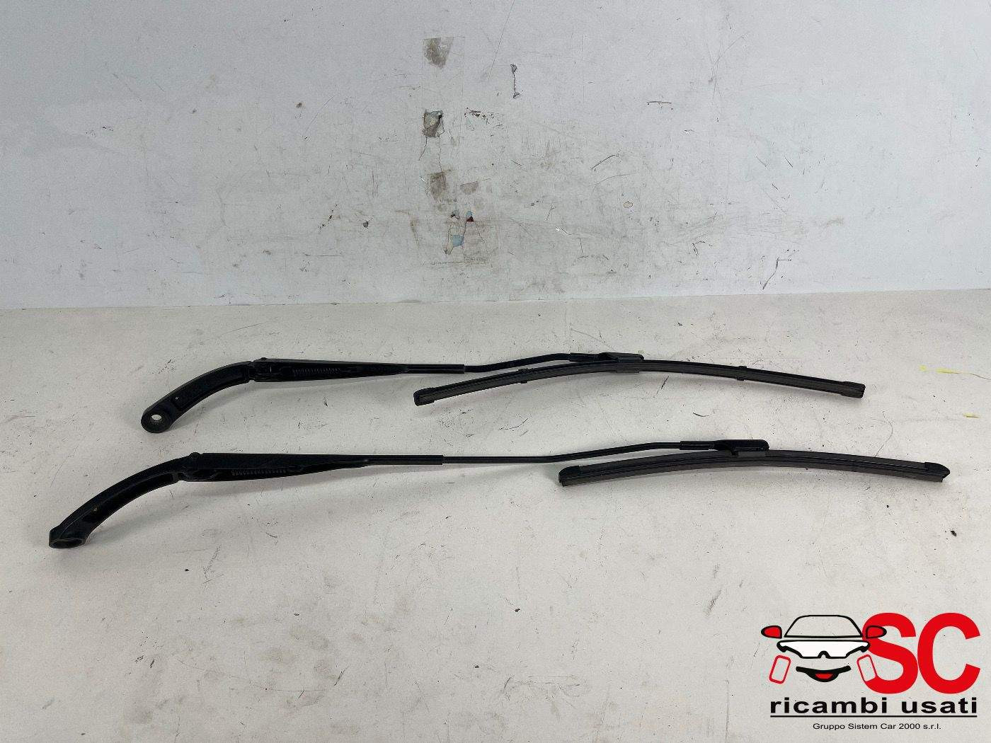 BRACCI TERGI ANT. RENAULT Express Serie 288861710R (20>)