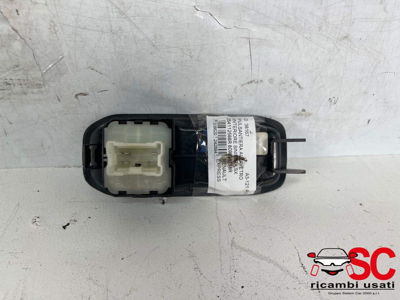 PULSANTIERA ANTERIORE SINISTRA RENAULT Express Serie 254112588R (20>)