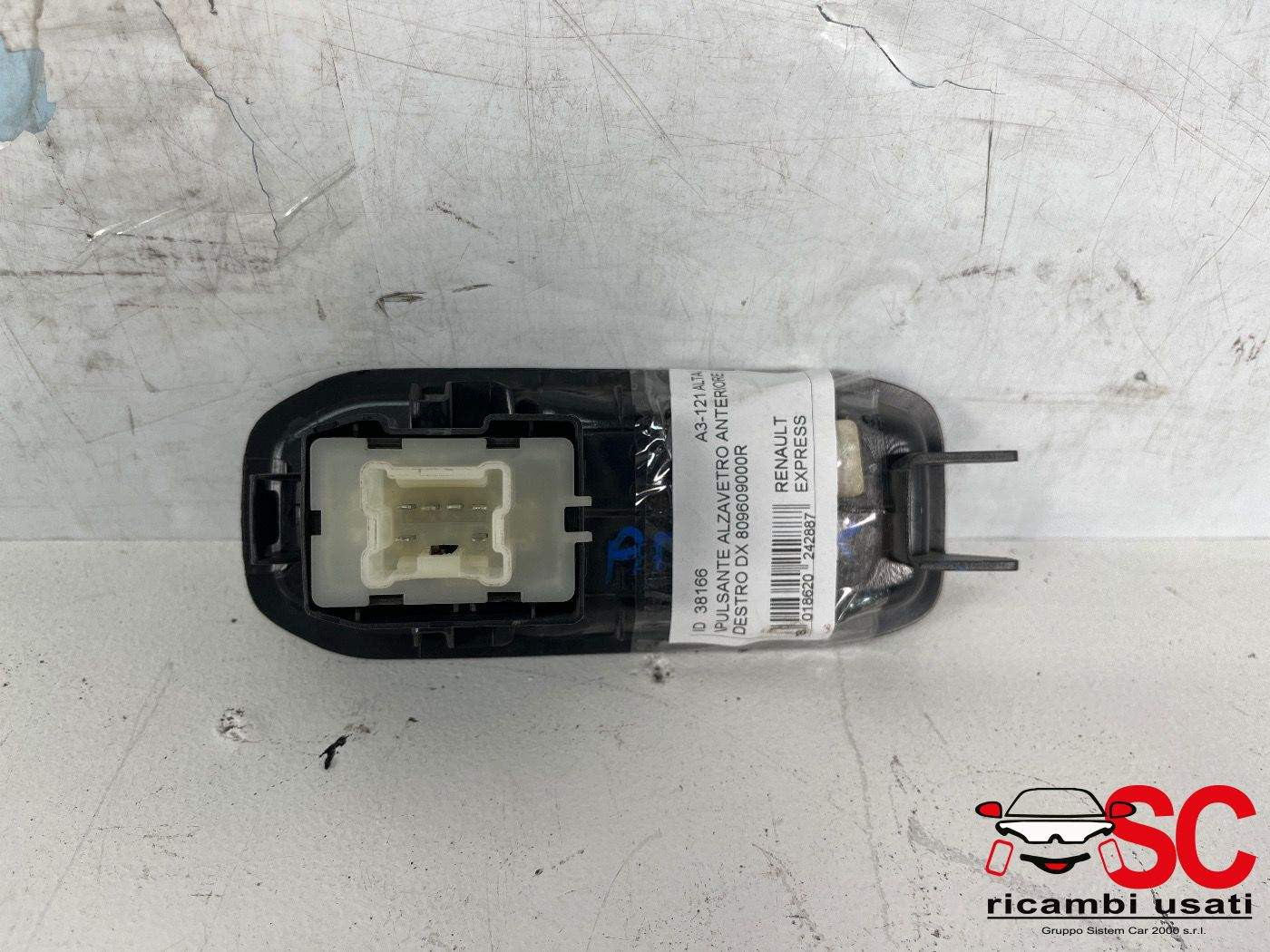 809609000R PULSANTE ALZAVETRO ANTERIORE DX RENAULT Express Serie diesel