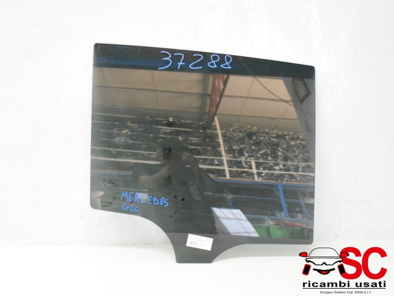 VETRO SCENDENTE POSTERIORE DESTRO MERCEDES GLC Serie (W253) A2537350600 (15>)