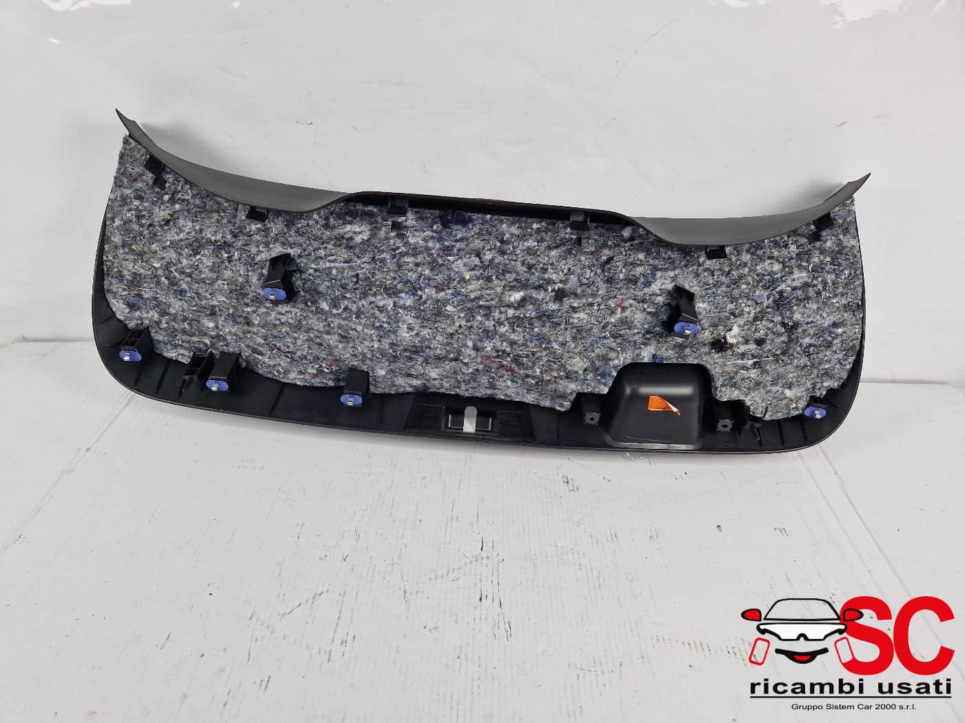 RIVESTIMENTO PLASTICA INTERNO PORTELLONE POST RENAULT CLIO Serie V 909008594R (19>)