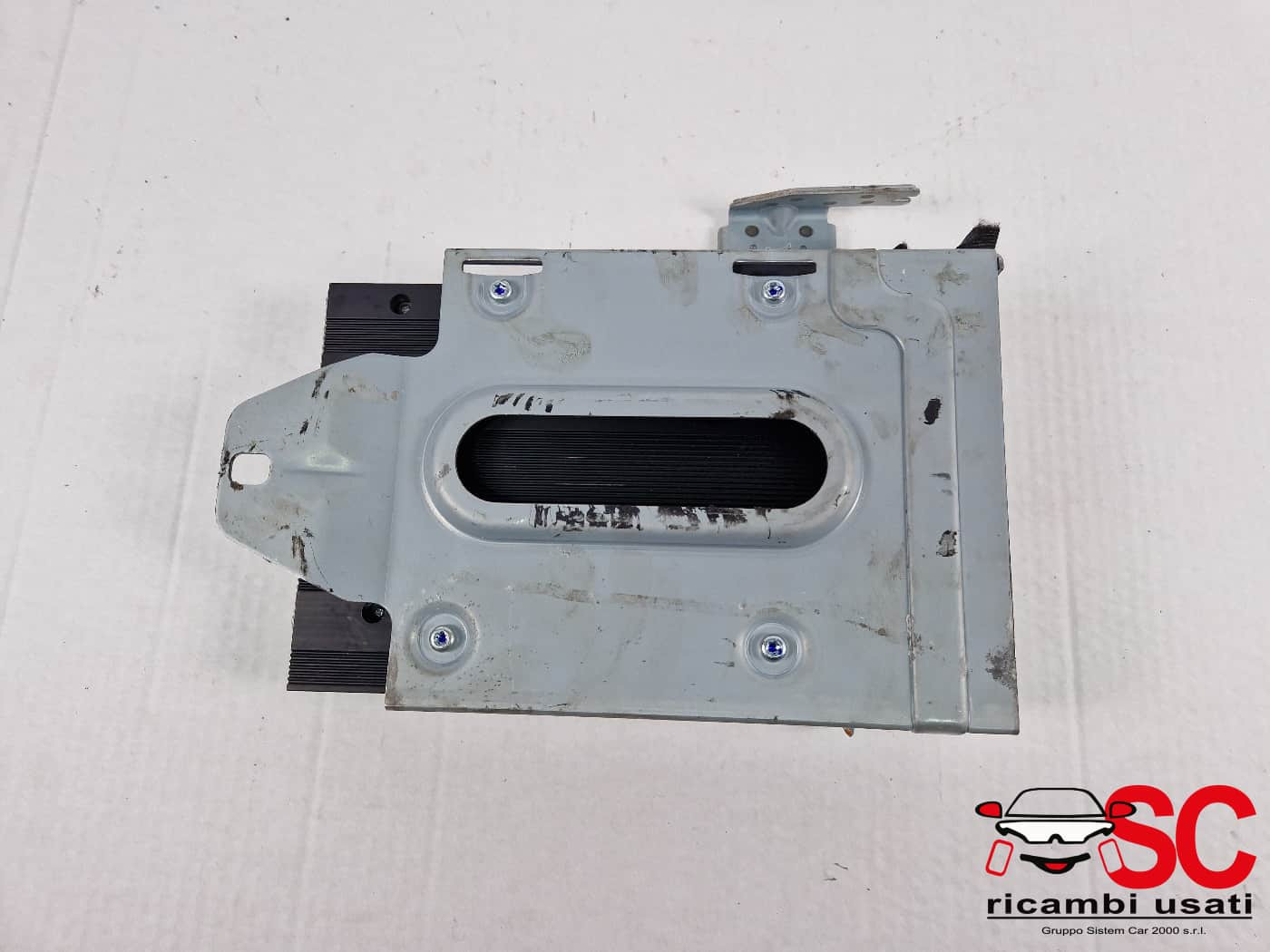 AMPLIFICATORE AUTORADIO JEEP Compass Serie 50166786 (16>)