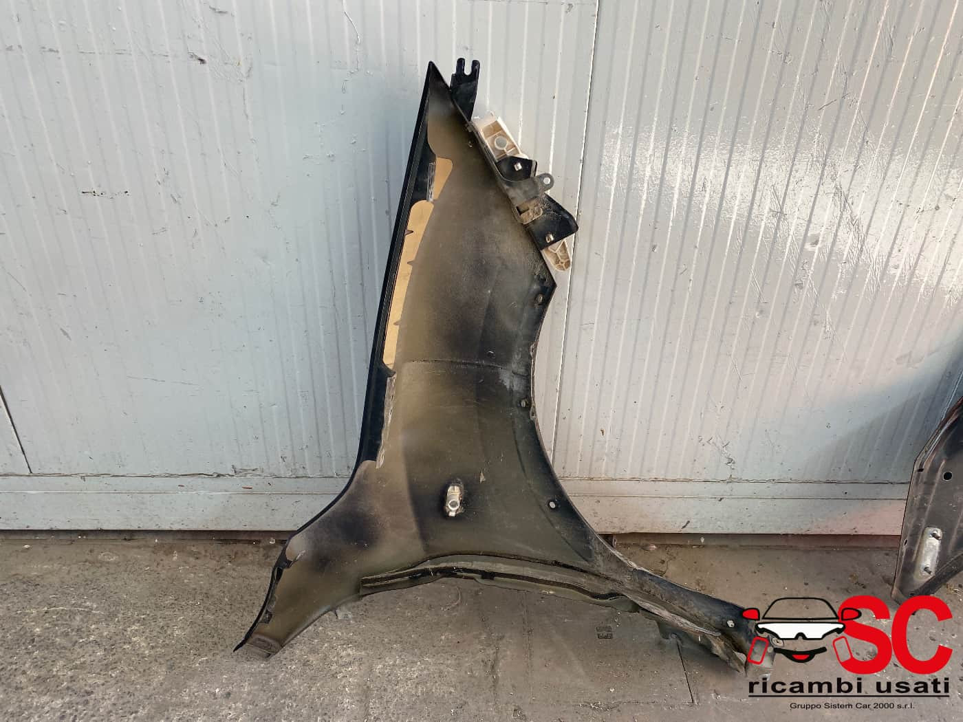 PARAFANGO ANTERIORE SINISTRO NISSAN Juke Serie F15 (14>18)
