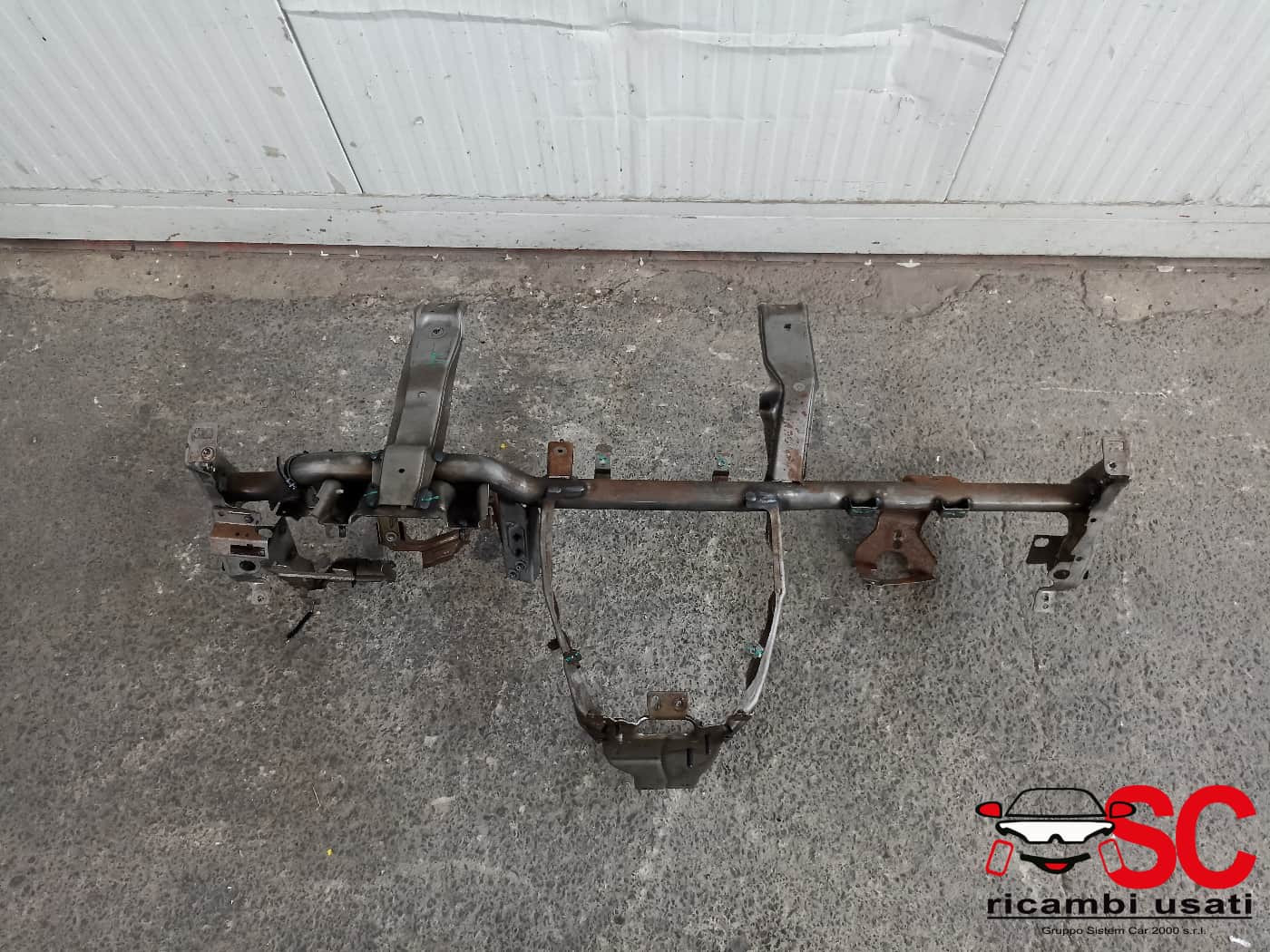 TRAVERSA SOTTOCRUSCOTTO LANCIA Ypsilon 4° Serie 51842662 (11>23)