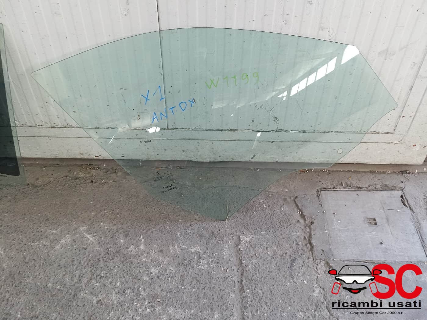 VETRO SCENDENTE ANTERIORE DESTRO BMW X1 Serie (F48) (15>)