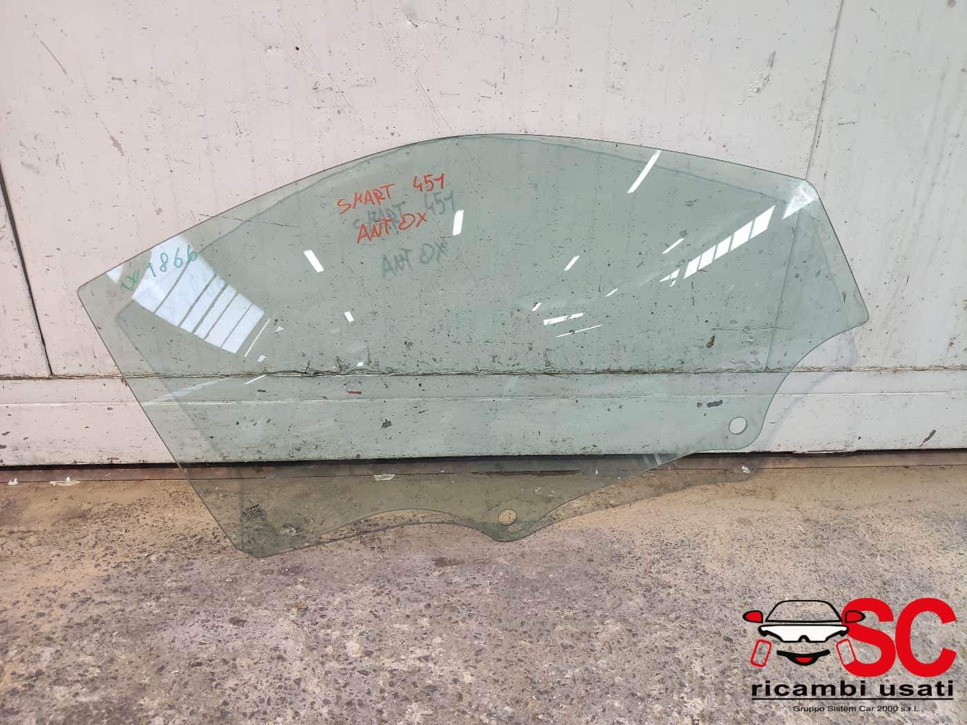 VETRO SCENDENTE ANTERIORE DESTRO SMART Fortwo Coupé (W451) (07>15)