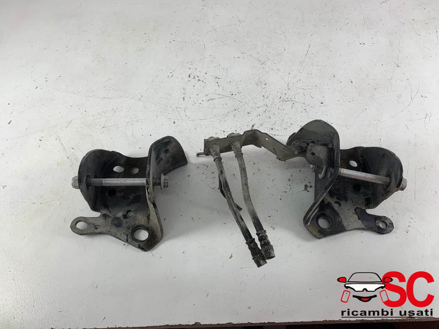 TRAVERSA SUPPORTO ASSALE POSTERIORE RENAULT Clio Serie IV (12>19)