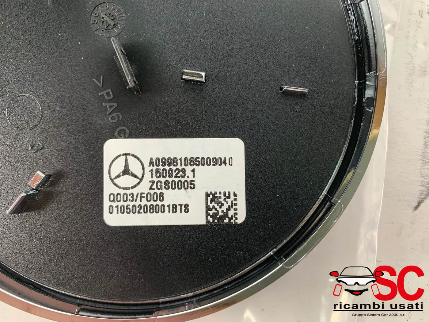 STEMMA FREGIO LOGO MERCEDES GLC X254 Serie A0998108500 (22>24)
