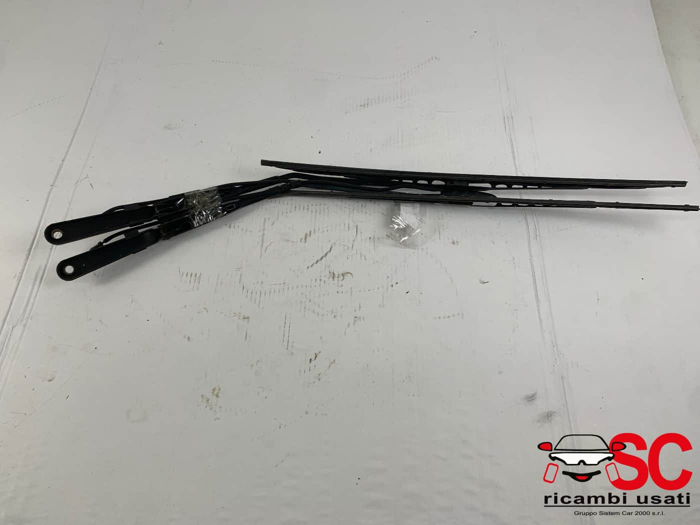BRACCI TERGI ANT. IVECO Daily 35C12 (06>09)