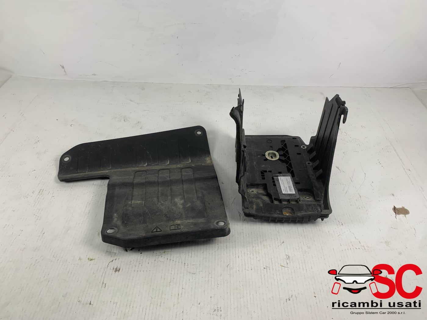 AG9N10723AC ALLOGGIO BATTERIA LAND ROVER Range Rover Evoque 1° Serie diesel