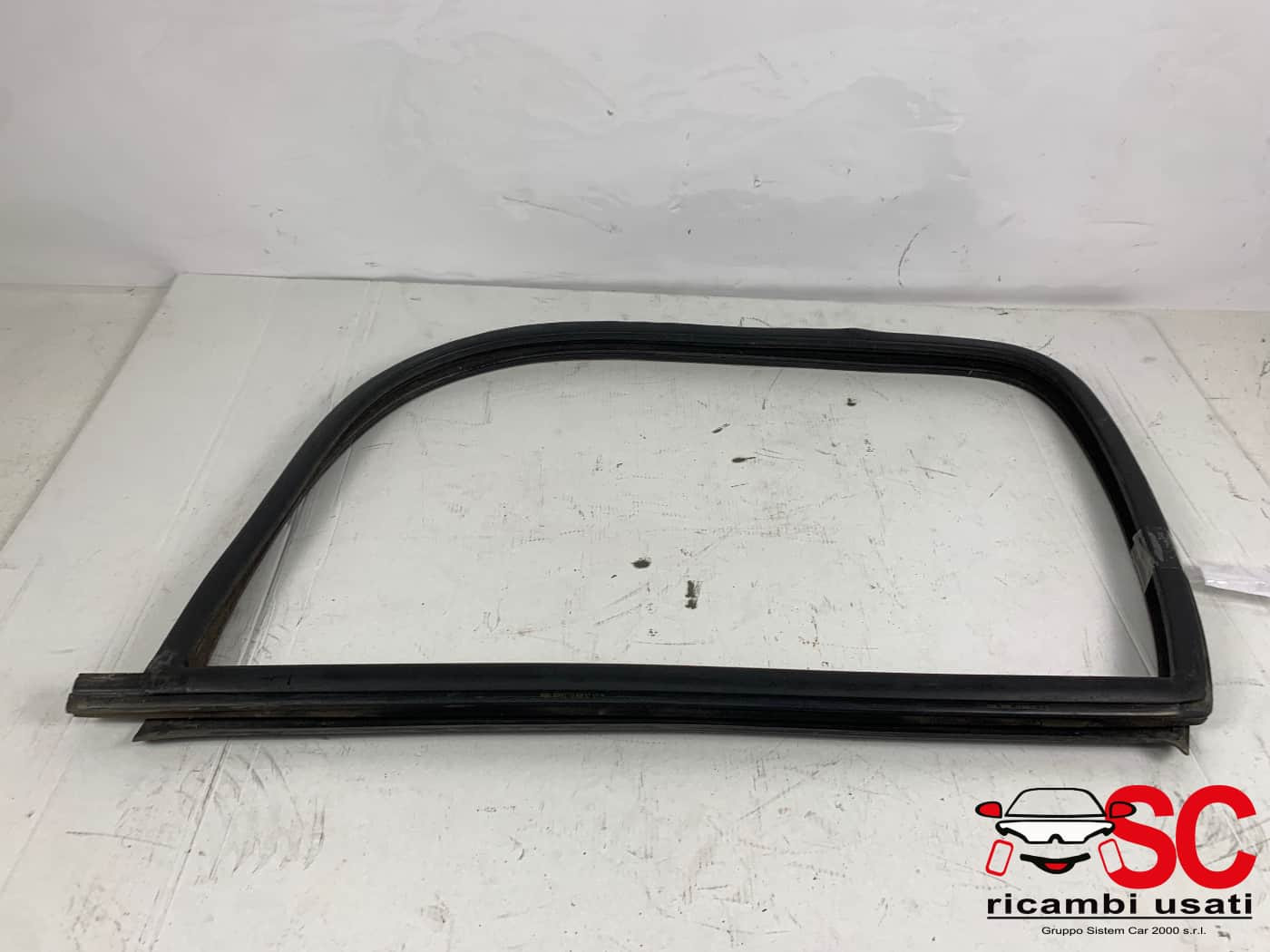 GUARNIZIONE PORTIERA ANTERIORE SINISTRA FIAT Ducato 5° Serie 1340465080 (06>14)