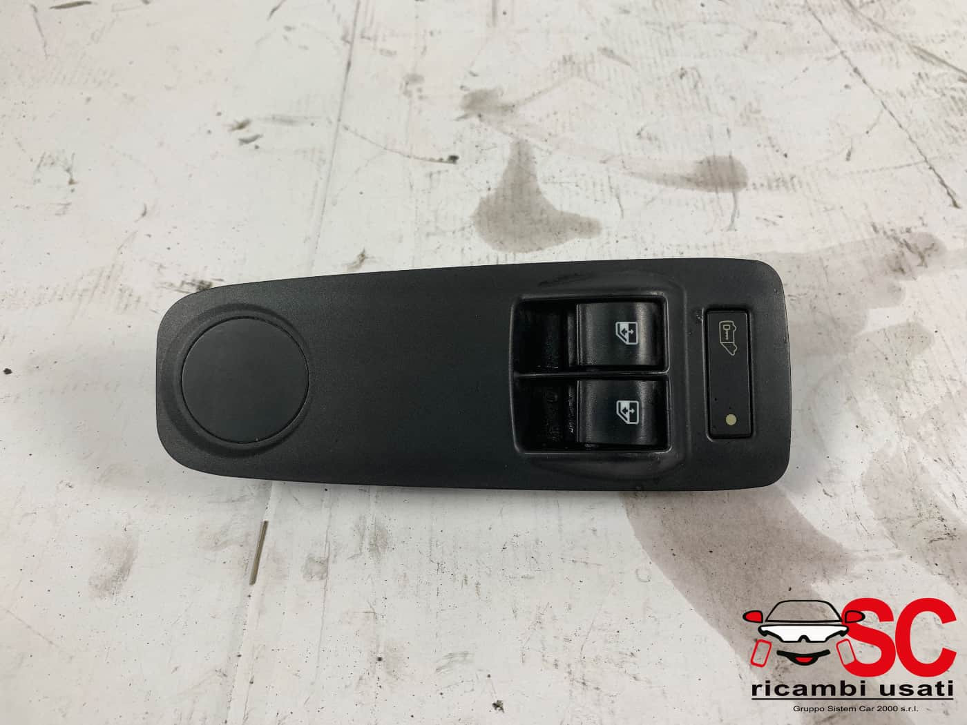 PULSANTIERA ANTERIORE SINISTRA FIAT Ducato 5° Serie 735487419 (06>14)