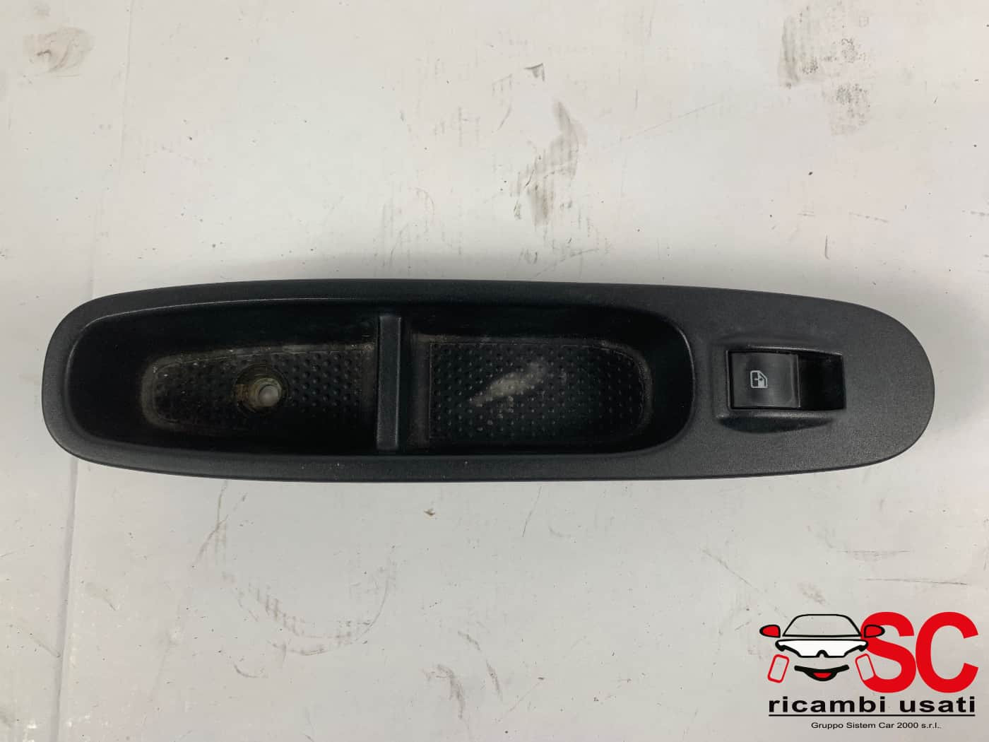 735531347 PULSANTE ALZAVETRO ANTERIORE DX LANCIA Ypsilon 4° Serie diesel