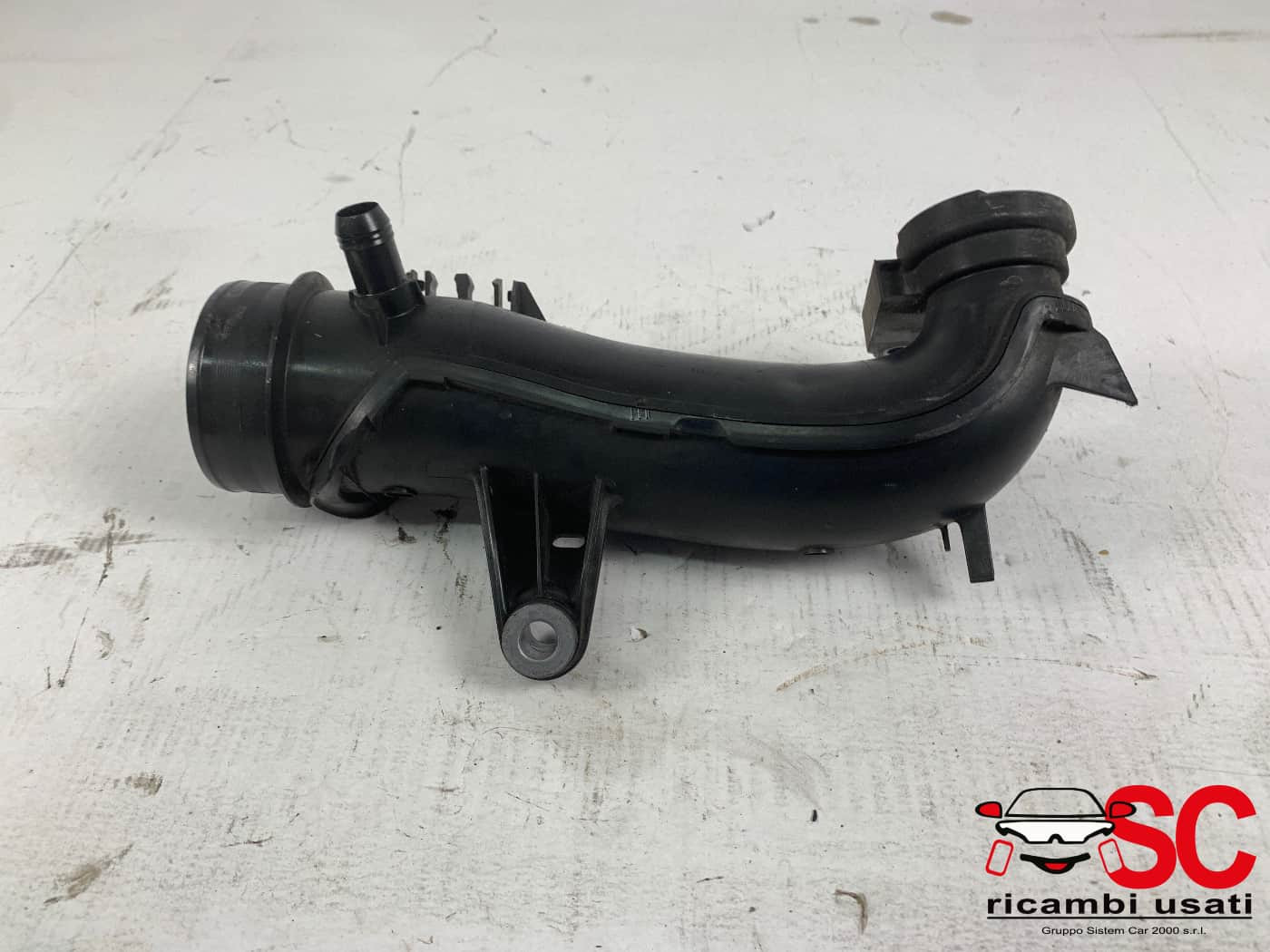 165752889R TUBO ASPIRAZIONE FILTRO ARIA RENAULT Trafic Serie diesel