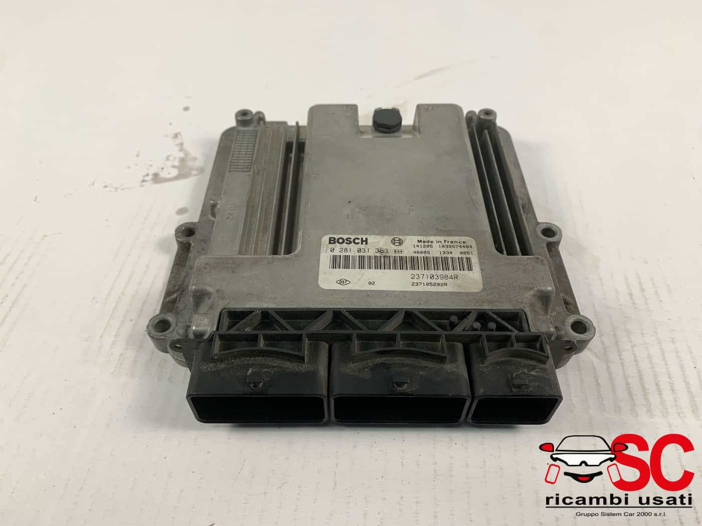 237103984R CENTRALINA MOTORE RENAULT Trafic Serie diesel