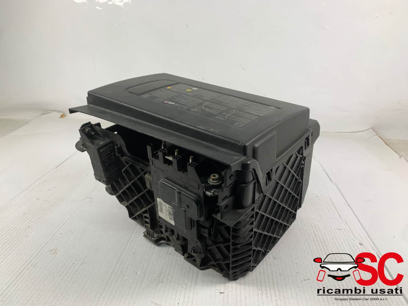 244465670R ALLOGGIO BATTERIA RENAULT Trafic Serie diesel