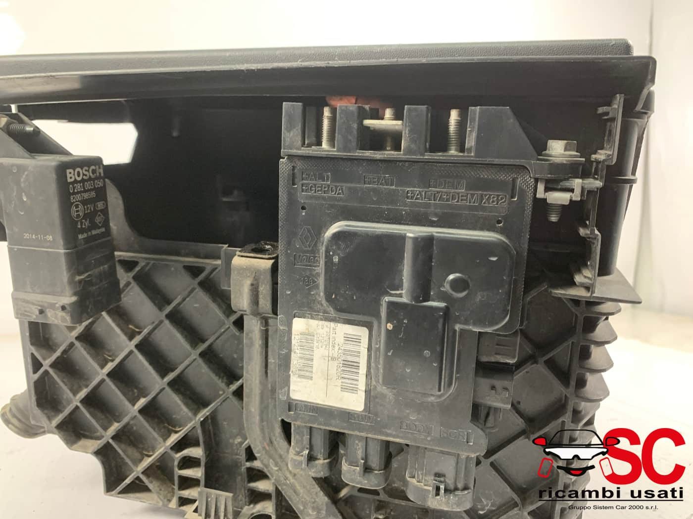 244465670R ALLOGGIO BATTERIA RENAULT Trafic Serie diesel