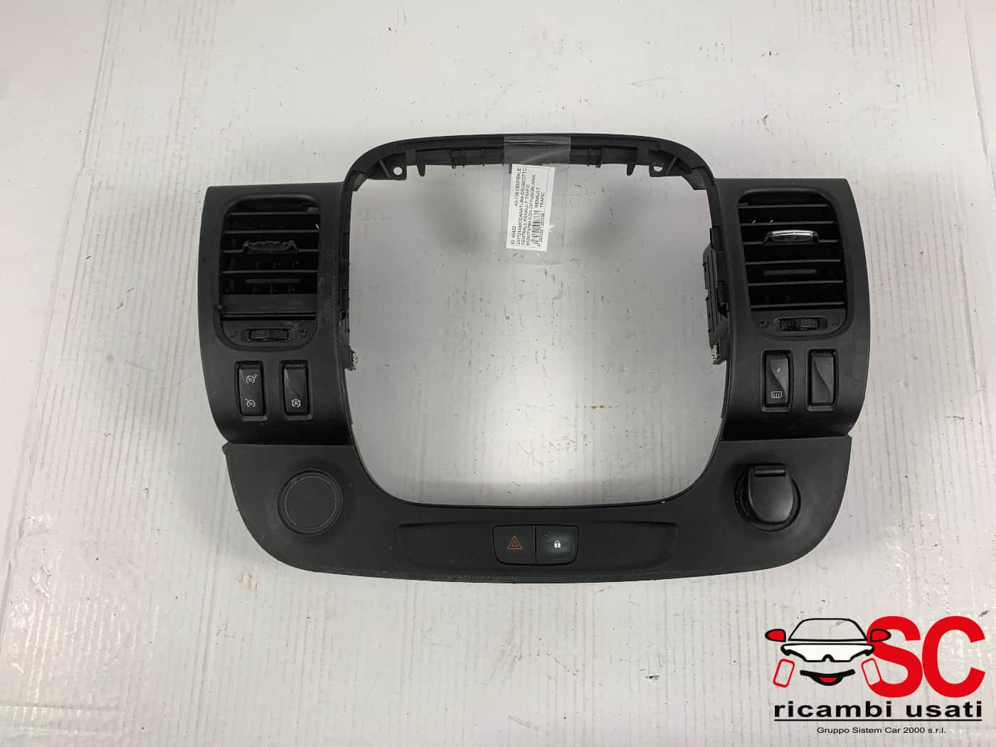 RIVESTIMENTO CRUSCOTTO RENAULT Trafic Serie 682607479R (14>)