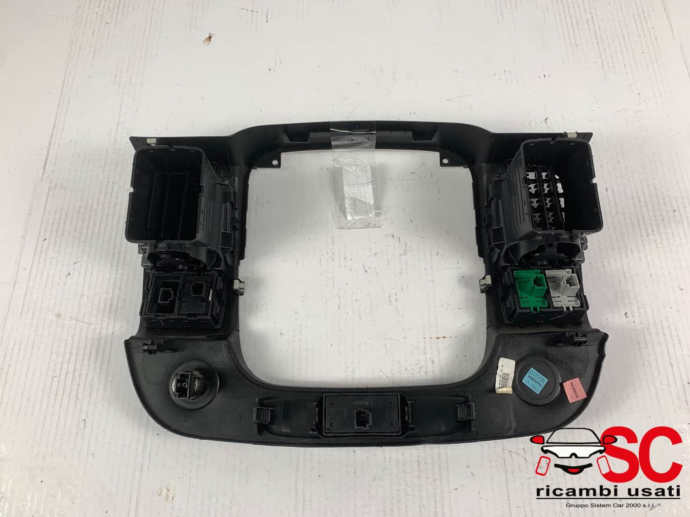 RIVESTIMENTO CRUSCOTTO RENAULT Trafic Serie 682607479R (14>)