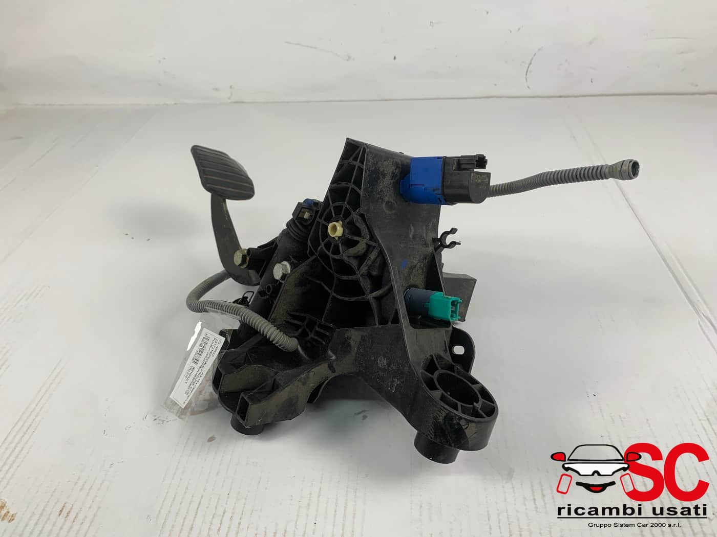 PEDALE FRIZIONE RENAULT Trafic Serie 465405580R (14>)