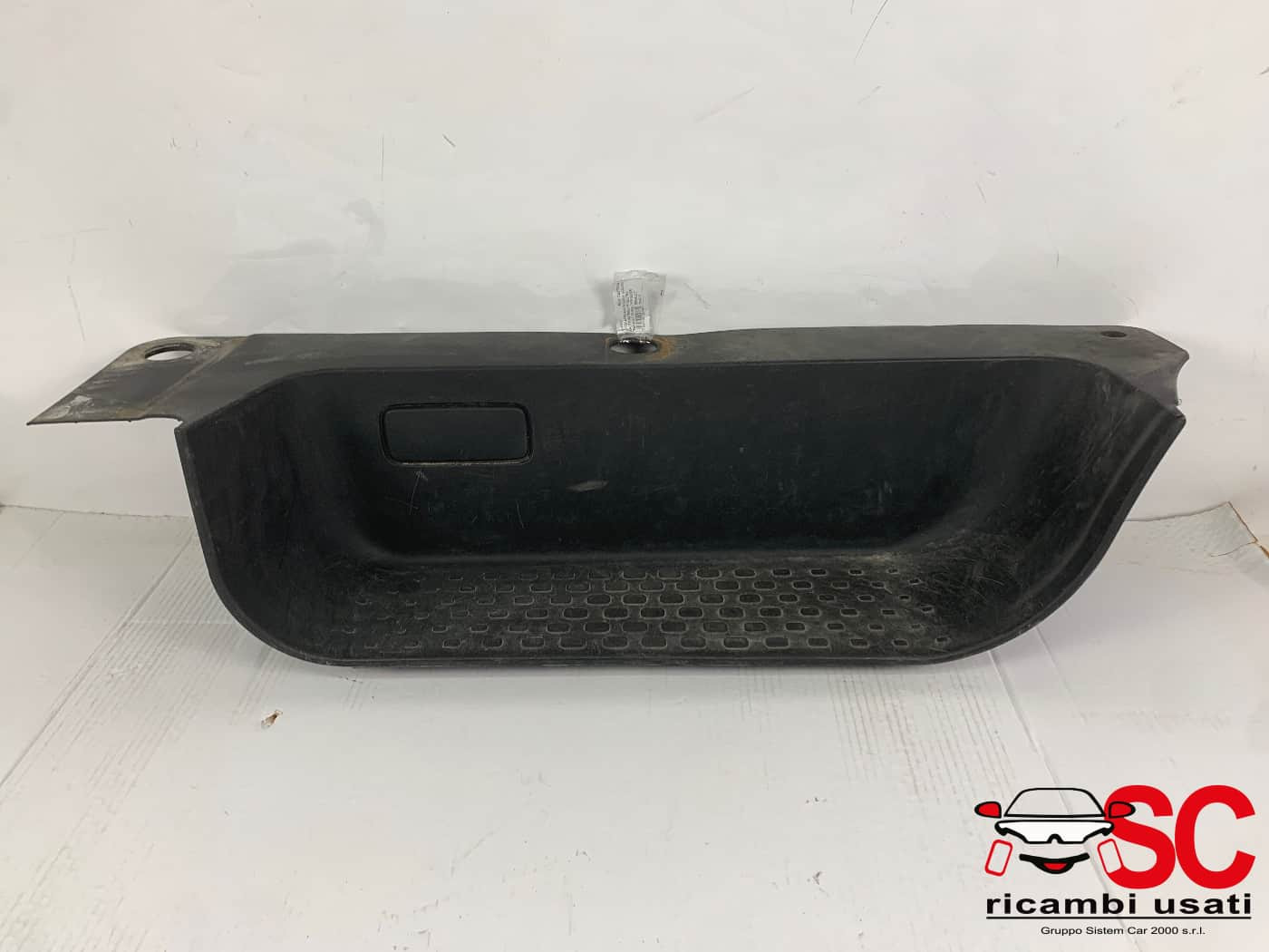 PEDANA LATERALE DESTRA RENAULT Trafic Serie 769518239R (14>)