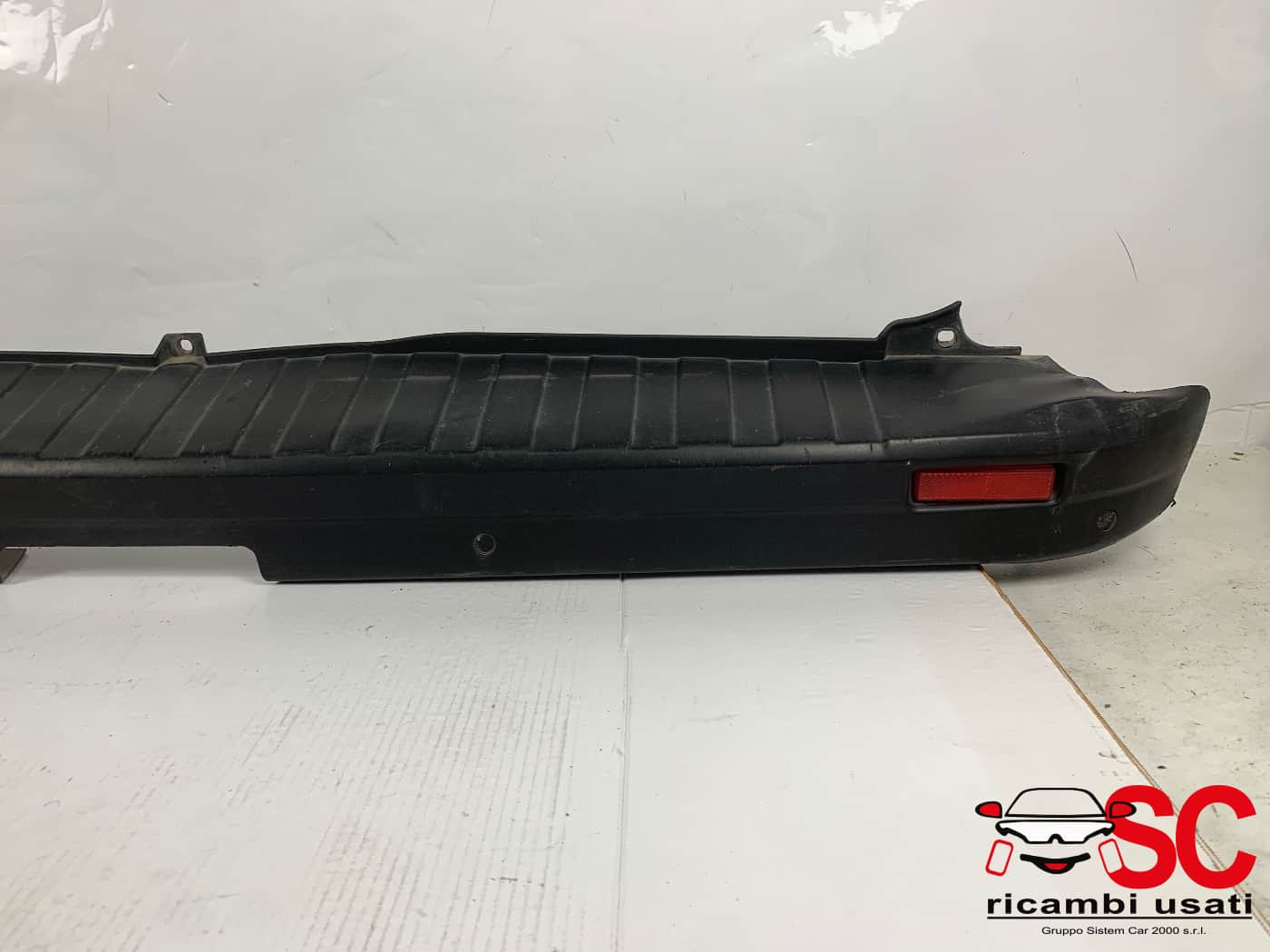 PARAURTI POSTERIORE RENAULT Trafic Serie 850221446R (14>)