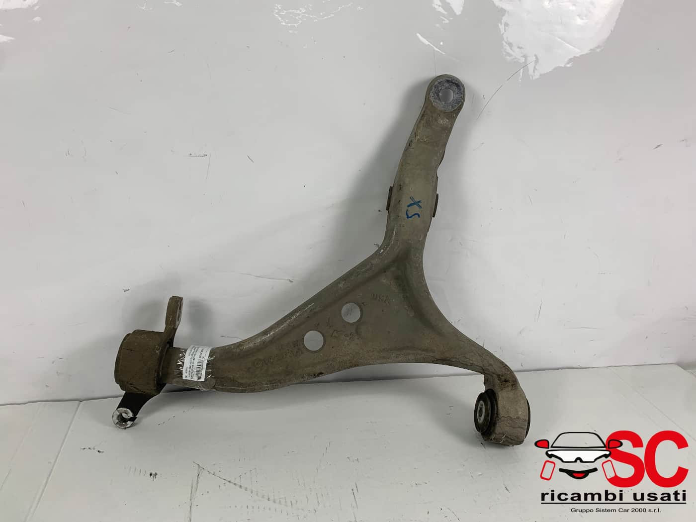 BRACCIO OSCILLANTE ANTERIORE SINISTRO MERCEDES ML W166 4° Serie A1663300107 (11>)