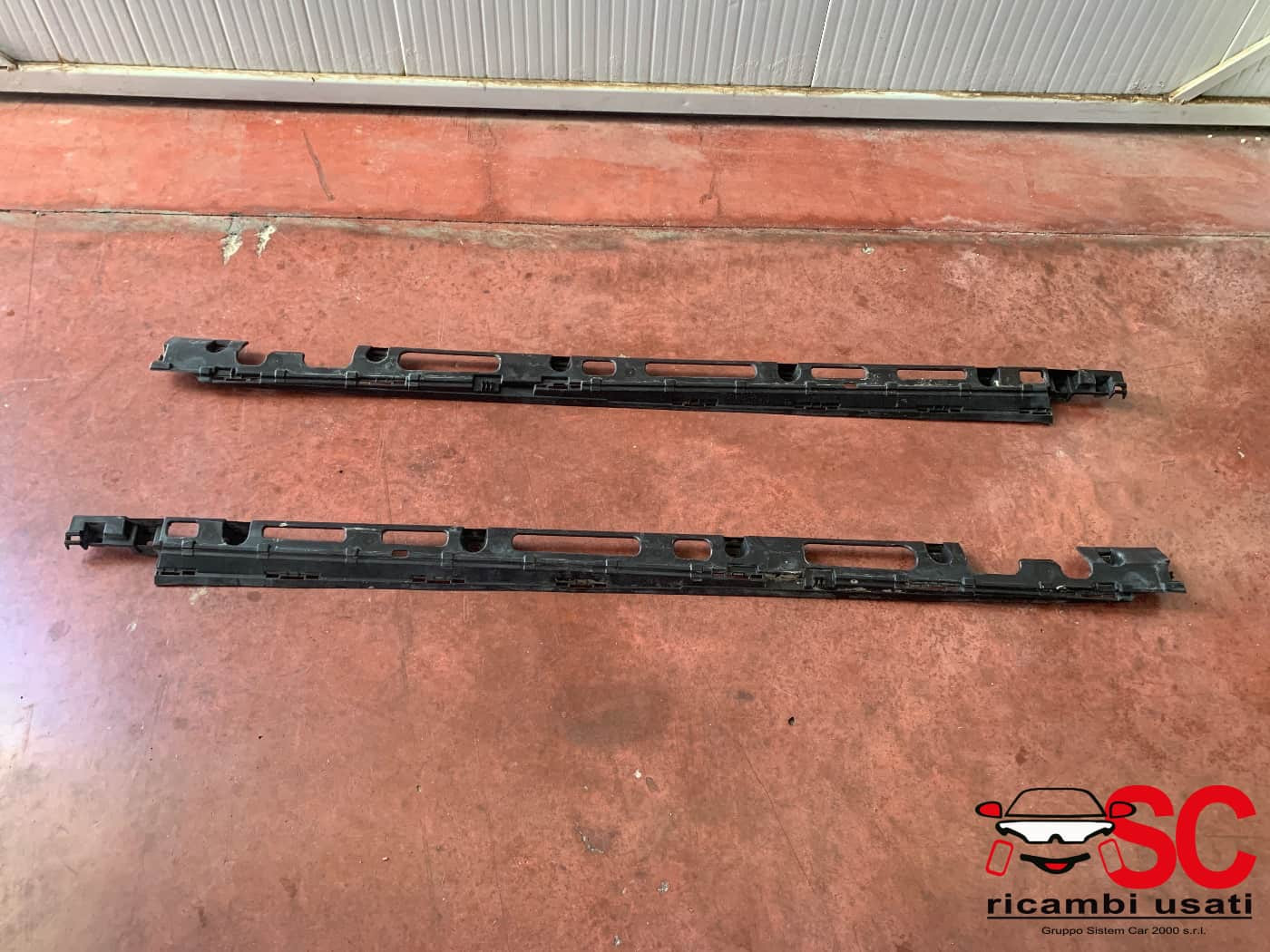 COPPIA SOTTOPORTA DESTRA E SINISTRA MERCEDES ML W166 4° Serie A1666980354 A1666980354 (11>)