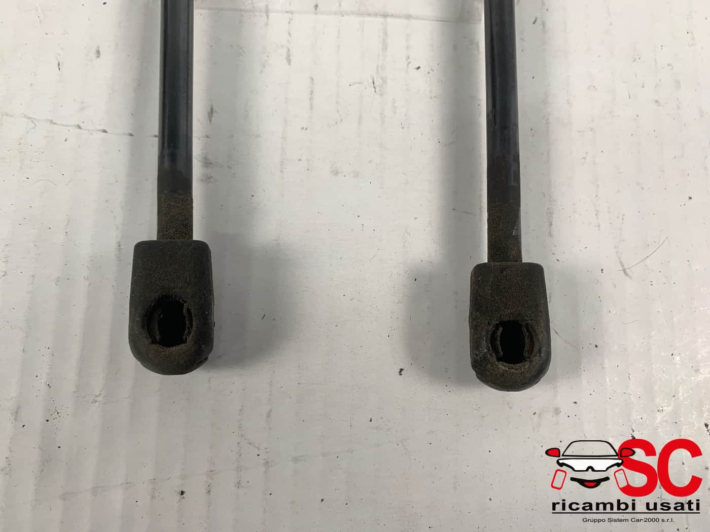 ATTUATORI SOLLEVAMENTO COFANO ANTERIORE DX E SX MERCEDES ML W166 4° Serie A1669802364 A1669802364 (11>)